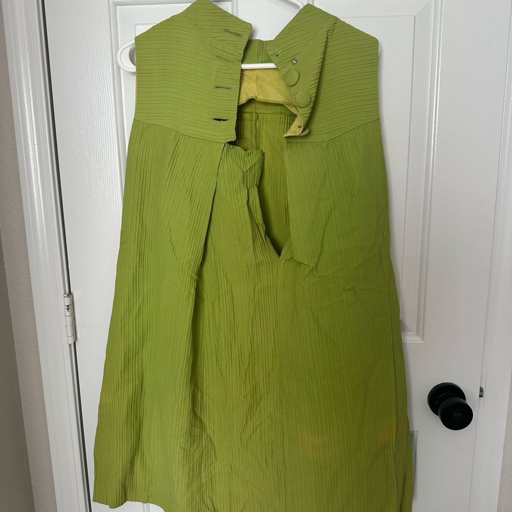 Green Sleeveless Dress
